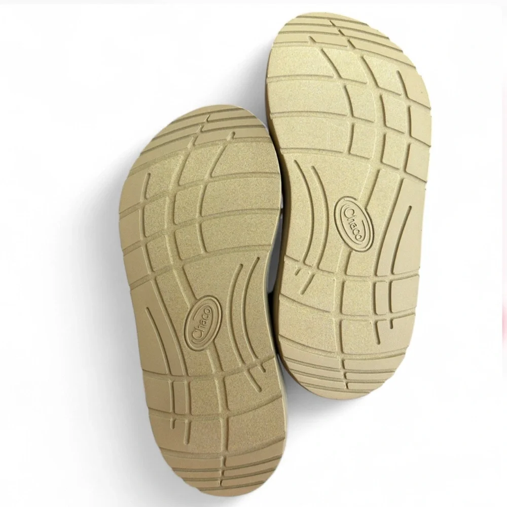 Chaco CushZ Sandals Size US Men’s 9/ EU 42 (NWT)